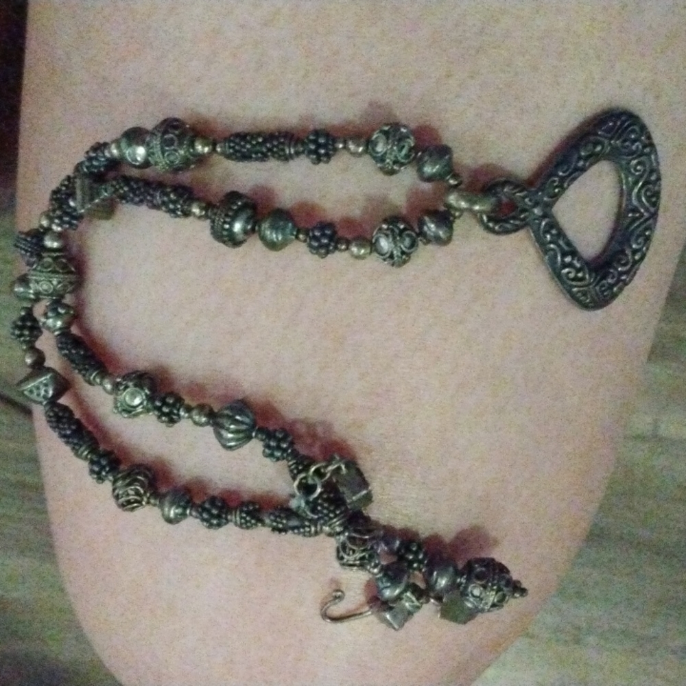 Tres jolie necklace